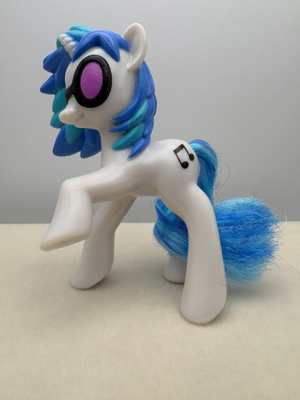 My Little Pony (MLP) McDonald's 2014 DJ Pon-3 Brushable Figure (SKU:709TO)